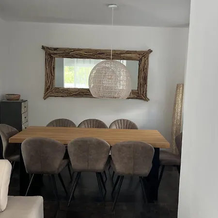 5 Bedroom In Cala Vadella בית נופש *