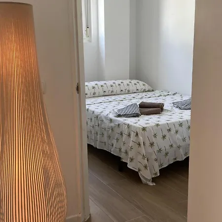 5 Bedroom In Cala Vadella בית נופש