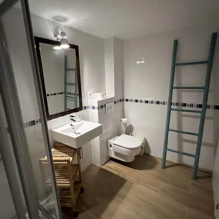 בית נופש 5 Bedroom In Cala Vadella סן חוזה דה סא טלאיה