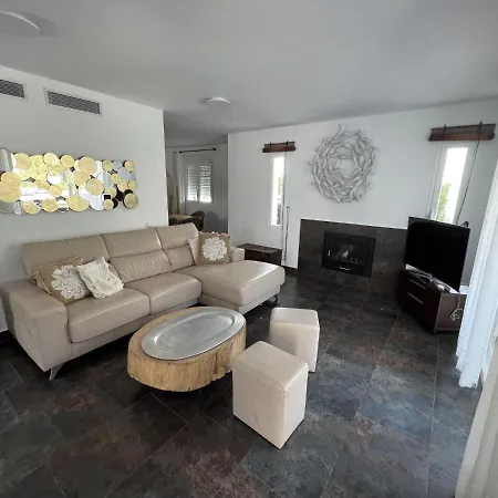 5 Bedroom In Cala Vadella *